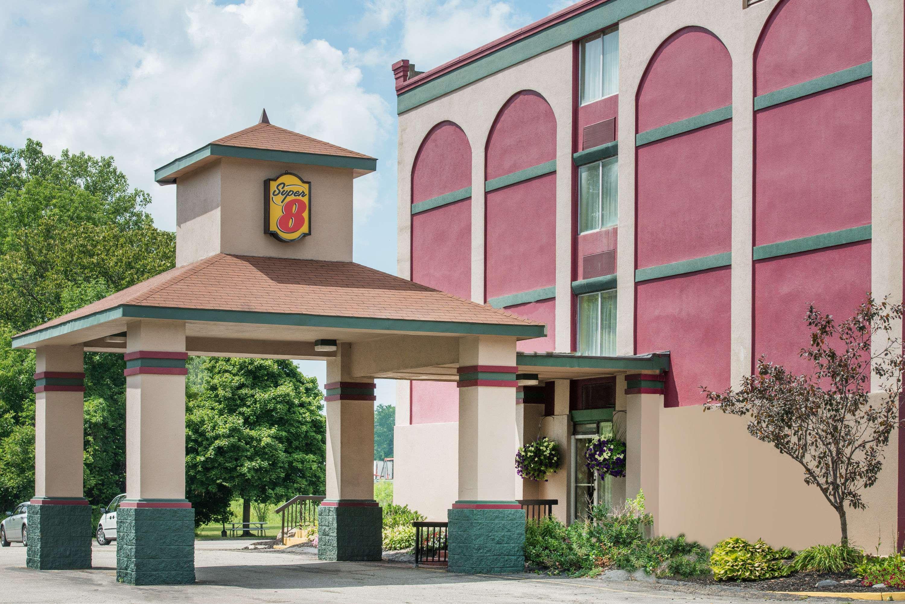 Econo Lodge Kearsarge Exterior photo