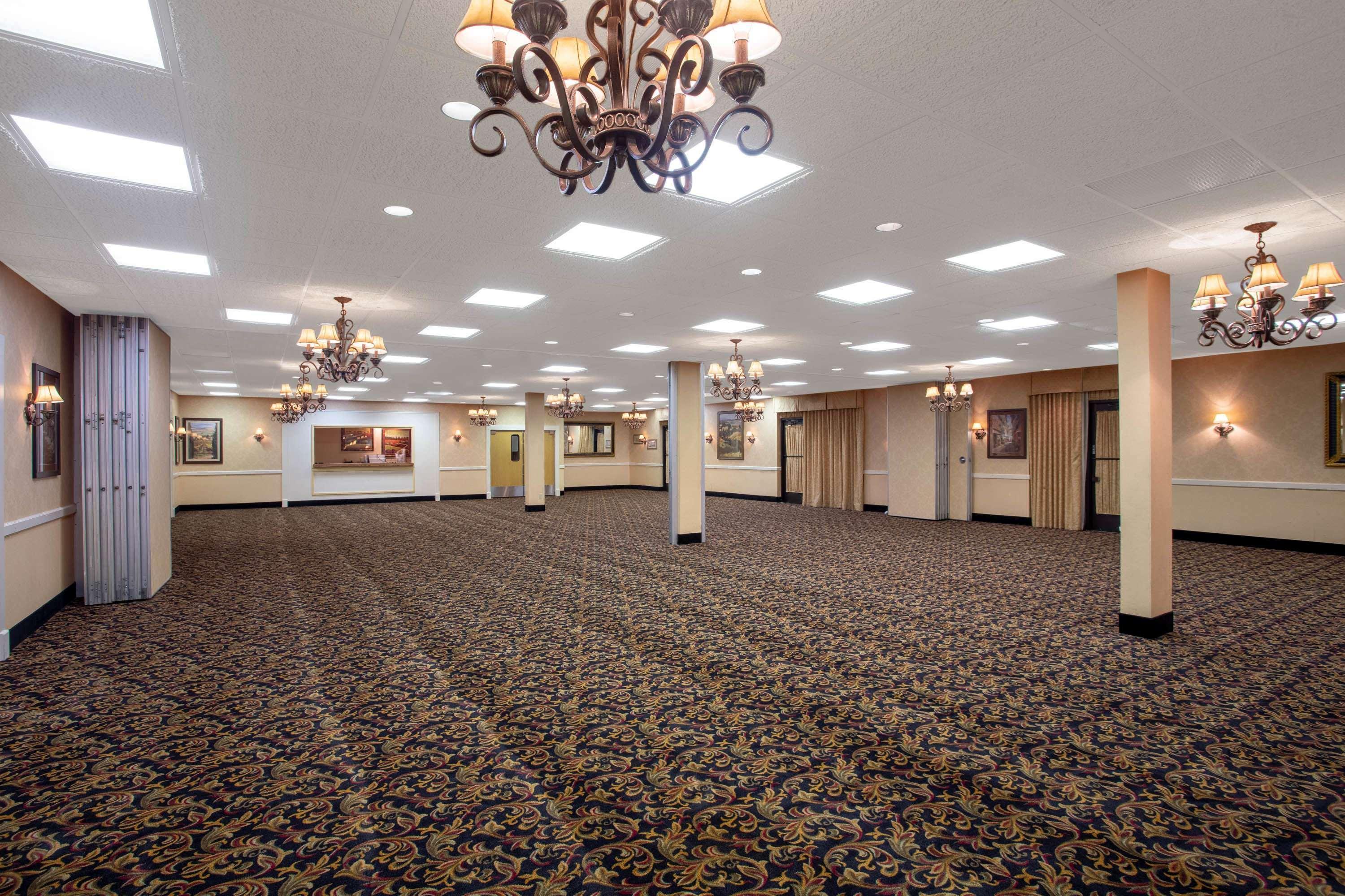 Econo Lodge Kearsarge Exterior photo