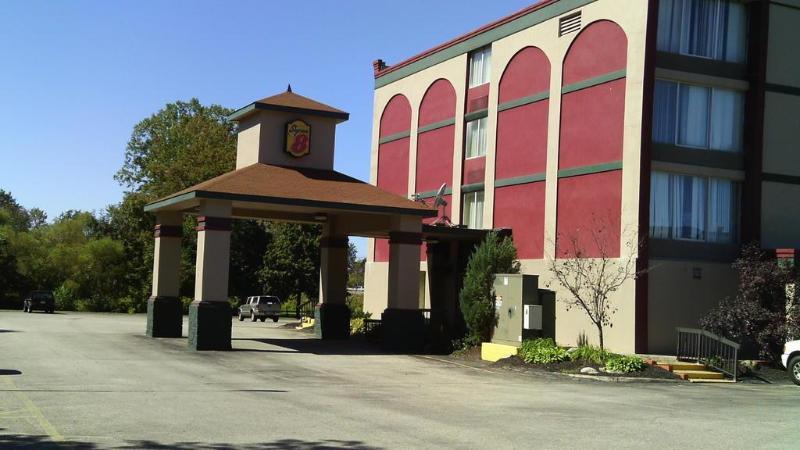 Econo Lodge Kearsarge Exterior photo