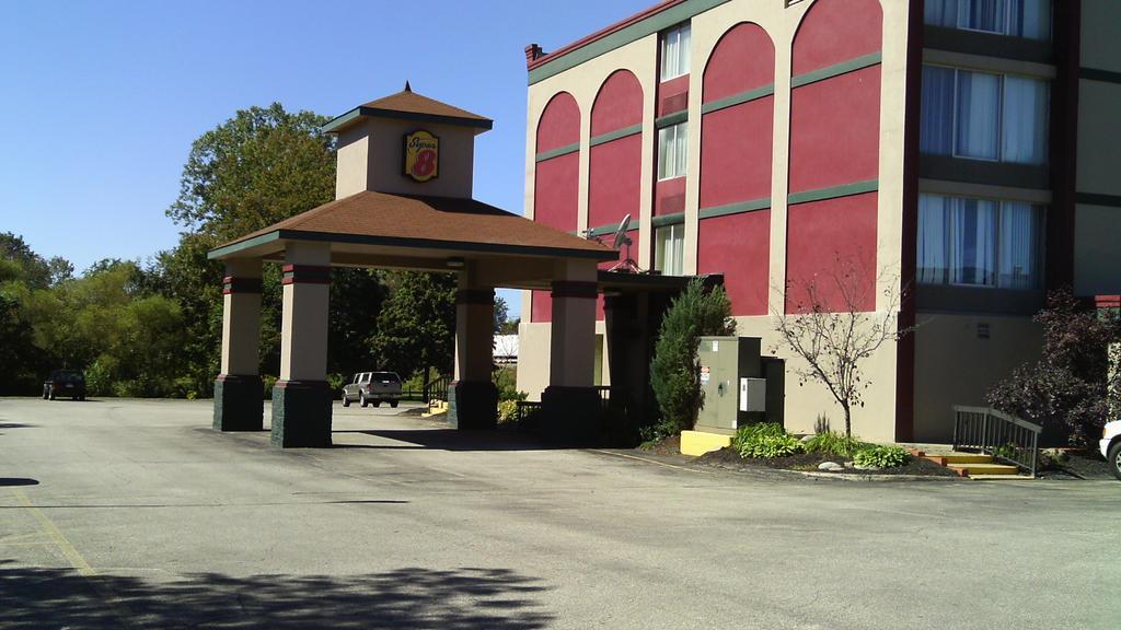 Econo Lodge Kearsarge Exterior photo
